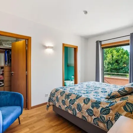 Penzion Excellent Location Just Minutes From The Beaches ! *